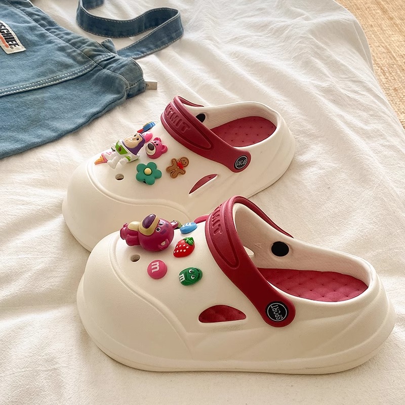 俏绘可爱小熊厚底踩屎感洞洞鞋