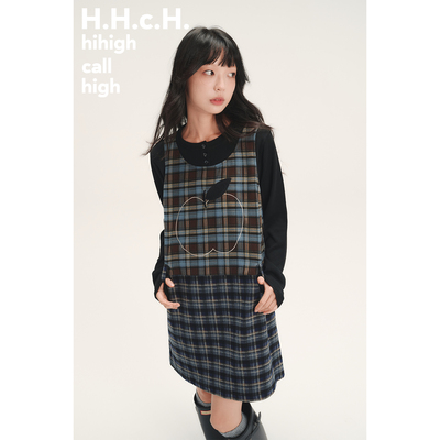 HHCH口海 AW25 苹果绣花撞色格纹拼接宽松A字型中长款无袖连衣裙