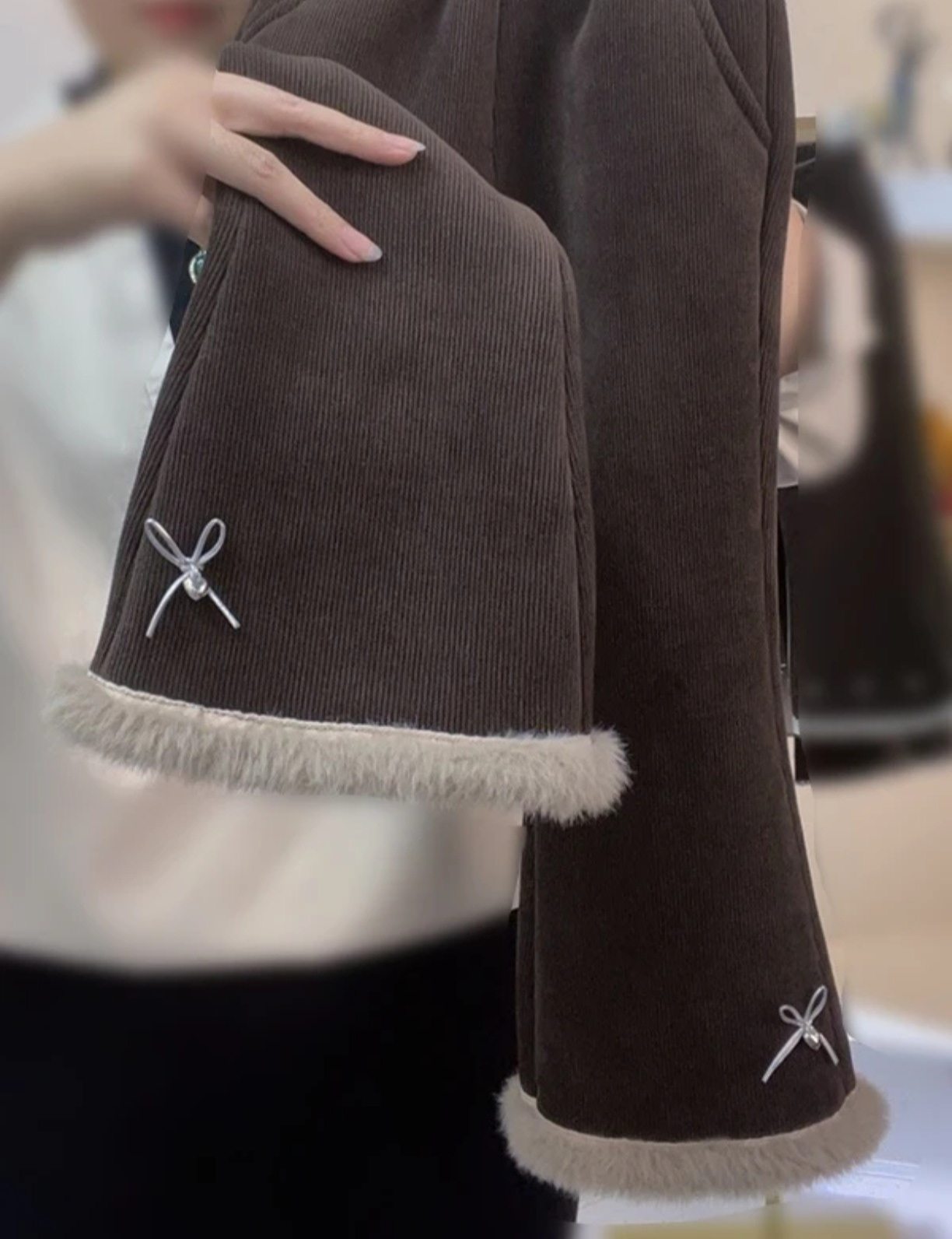 女童加绒喇叭裤秋冬季2026新款脚口毛边裤中大童儿童洋气加厚裤子,童装/婴儿装/亲子装,裤子,淘宝优惠券,粉丝福利购,淘宝优惠卷