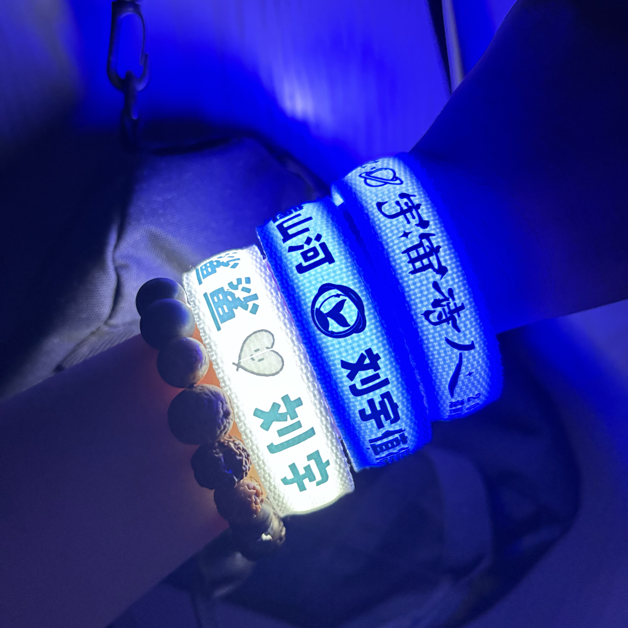 2025刘宇应援发光手环宇宙诗人演唱会粉丝助威发光道具灯牌应援棒