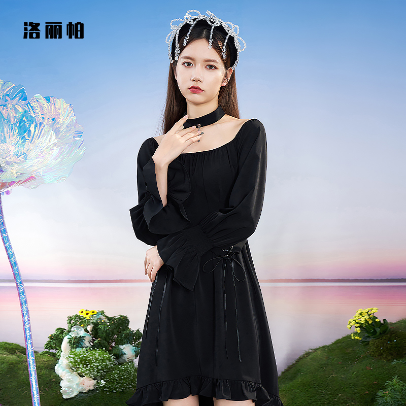 洛丽帕女装挂脖收腰连衣裙春季新款不规则设计方领甜酷中长款裙子