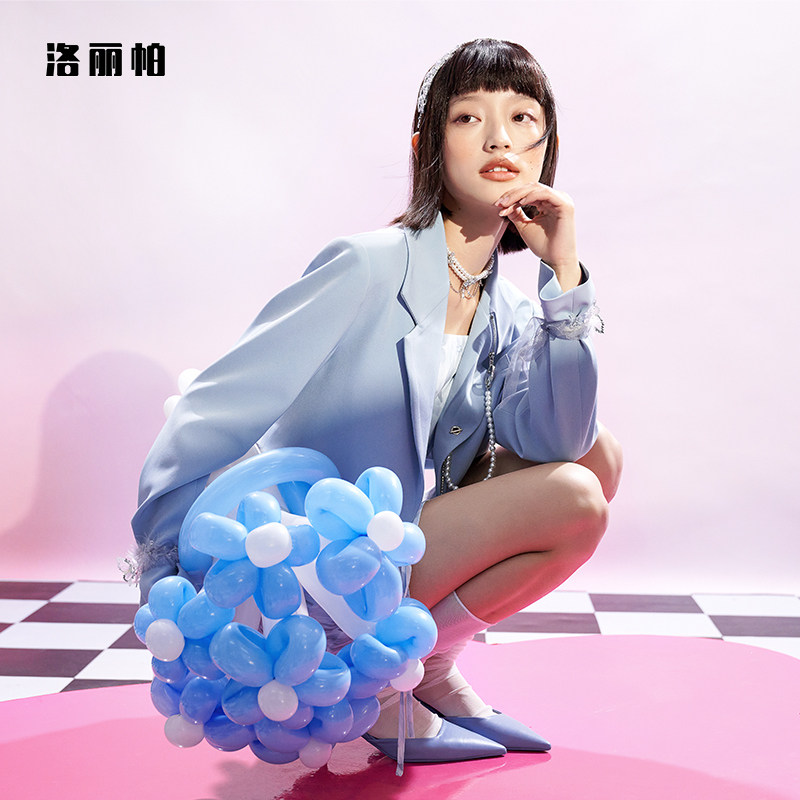 洛丽帕法式气质短款西装外套女春季新款设计感小众小西服chic上衣