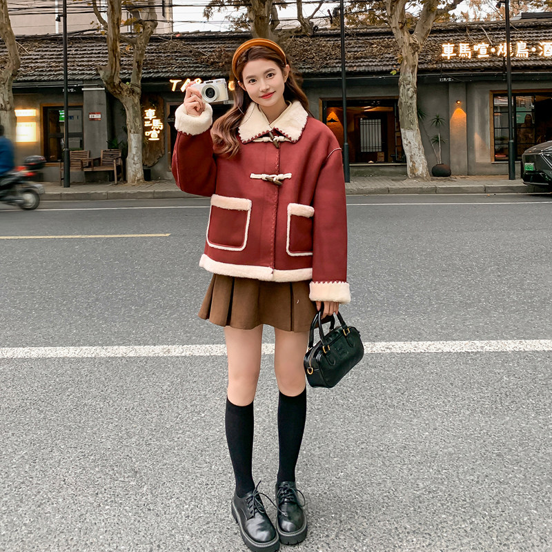 【新款】牛角扣圣诞节氛围感皮毛一体0990-p195-k298，女装短外套，浙宝079