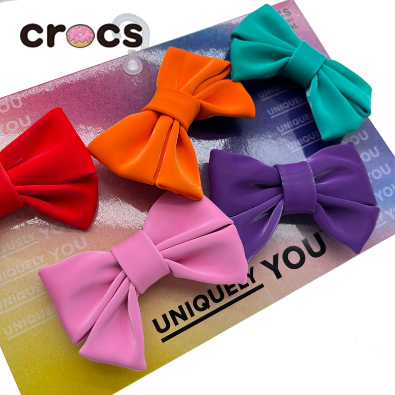 正品卡骆驰蝴蝶结鞋花扣智必星