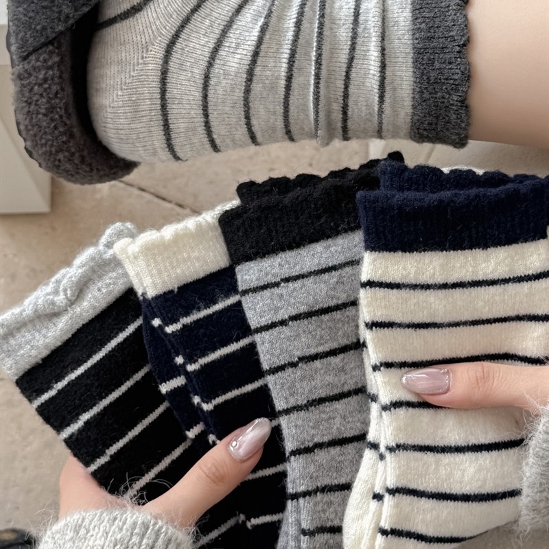 条纹秋冬季袜子女中筒韩版条纹ins复古拉德冬天百搭舒适堆堆长袜