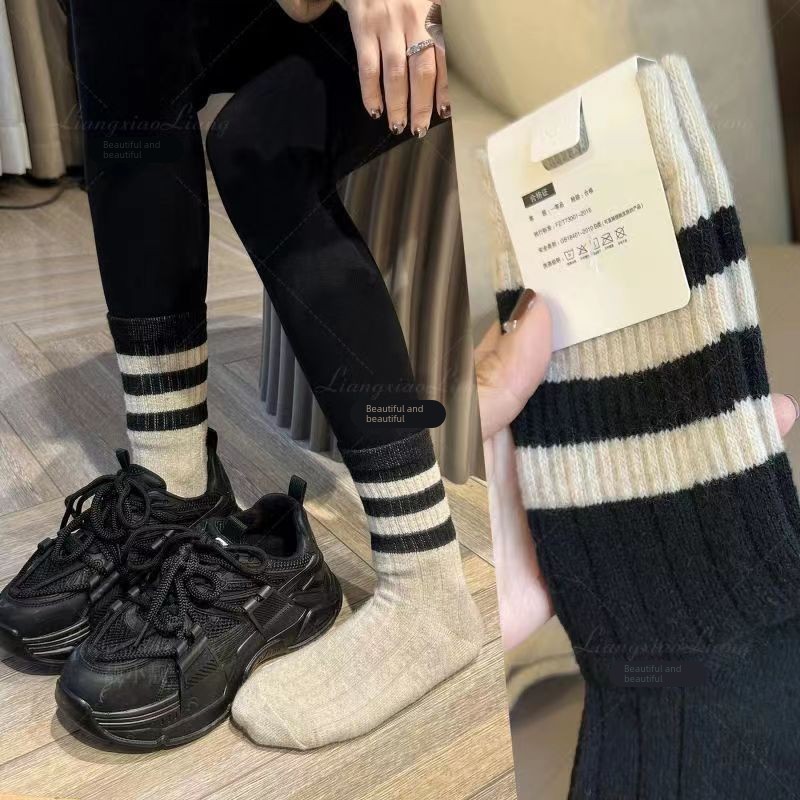 配鲨鱼裤的袜子女中筒袜秋冬条纹运动长筒袜春秋百搭学院风堆堆袜