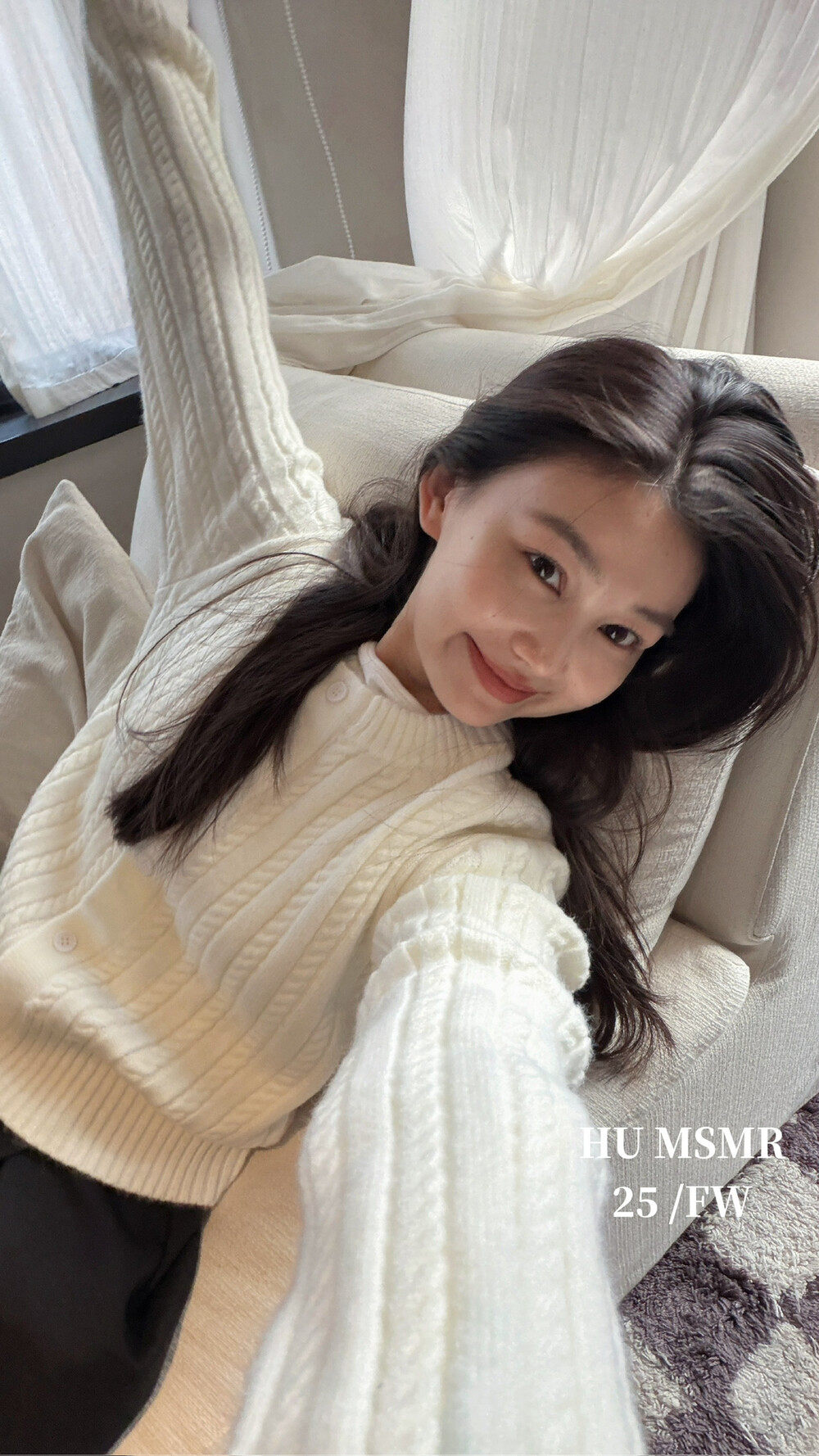 十三行正版2025冬季新款韩版洋气时尚百搭圆领单排扣麻花针织开衫