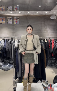 韩版 新款 洋气单排扣毛茸茸短外套 半身裙 V.V正版 配飘带 2025冬季