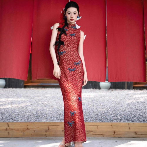 高级定制新中式改良版复古名媛小众奢华订婚礼服裙旗袍敬酒服天使