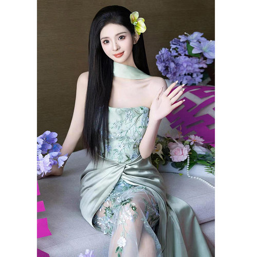 高级定制新中式复古中国风贵族小姐奢华优雅抹胸晨袍晚礼服芬芳