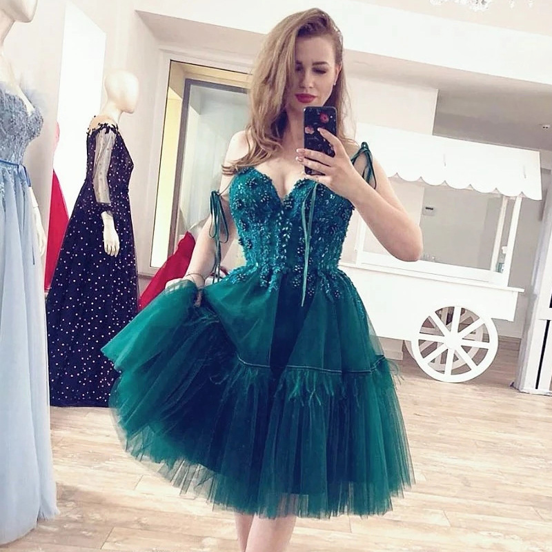 高级定制欧美外贸时尚重工蕾丝刺绣钉珠镶钻鸡尾酒会短款礼服奢蒂
