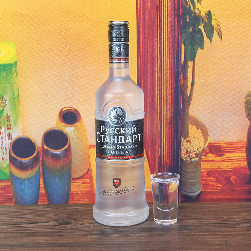 1瓶俄罗斯进口原装白酒伏特加酒