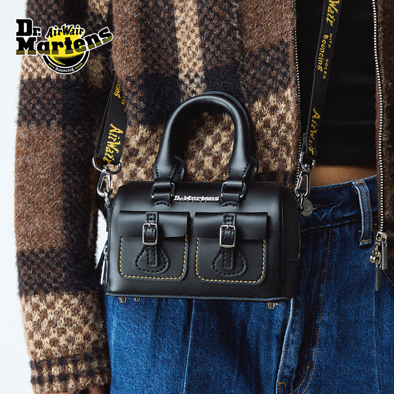 Dr.Martens马丁博士Mini Top Handle春时尚
