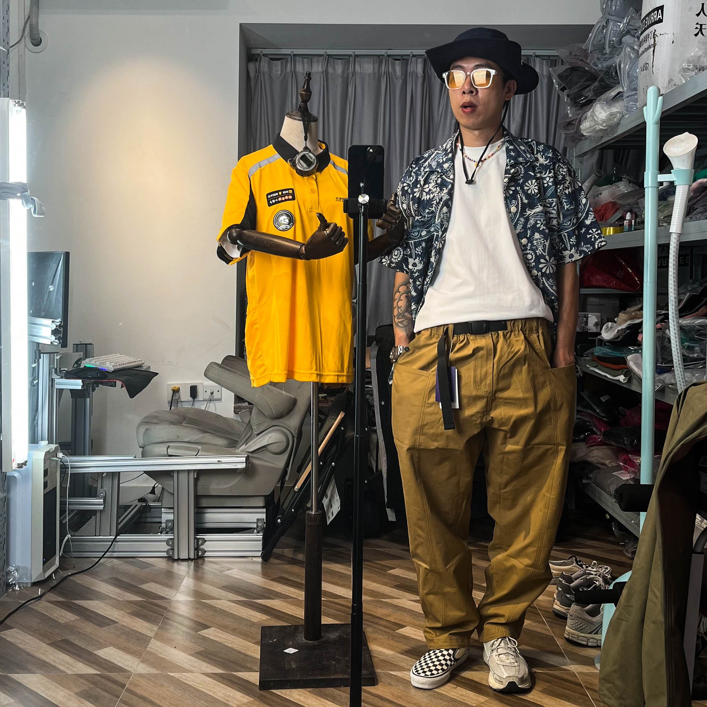 纯色痞帅宽松密细珠裤子硬朗锥形