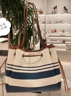 CHARLES&KEITH26夏新CK2-30782862-A大容量单肩电脑子包母包女包