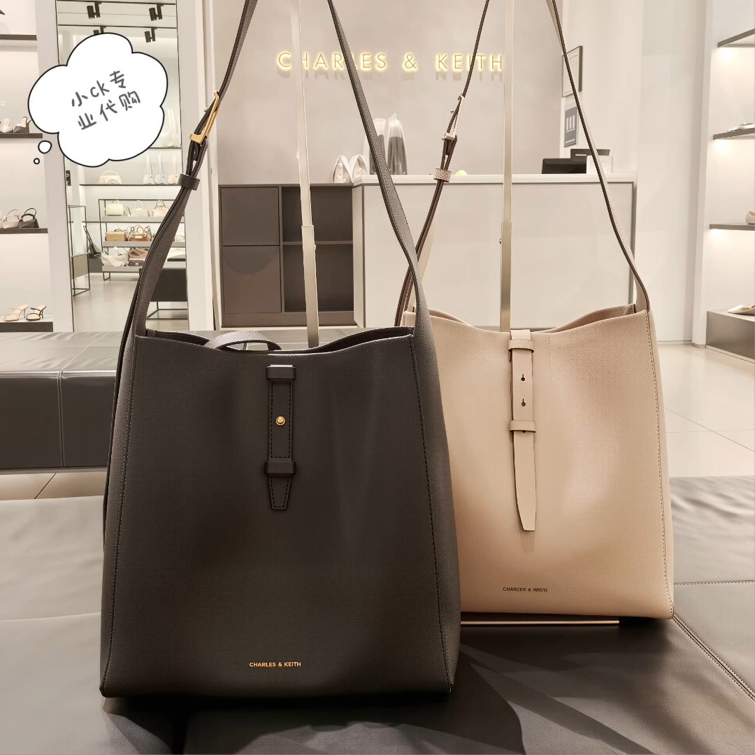 CHARLES&KEITH 小CK2-40782652荔枝纹大容量单肩斜挎子母包女包