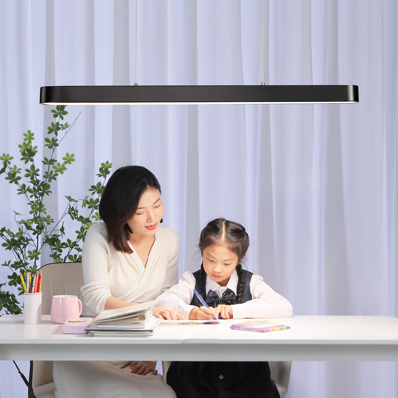 雷士照明北欧简约风LED餐厅吊灯