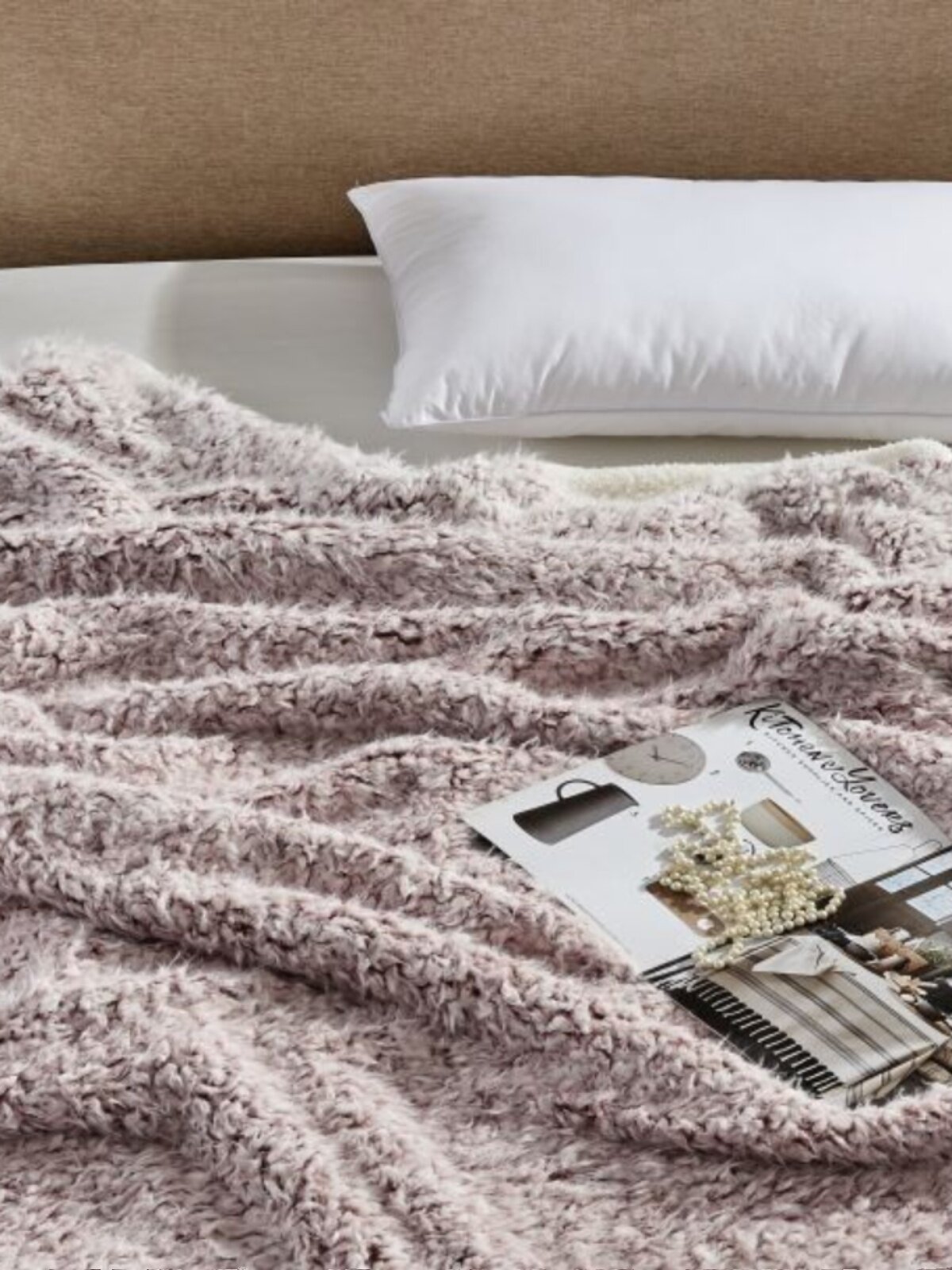 라이온 캐시미어 2겹 두꺼운 겨울 담요 더블 침대 퀸 사이즈 담요는 회색 앙금과 붉은 이불로 펼쳐서 덮을 수 있습니다