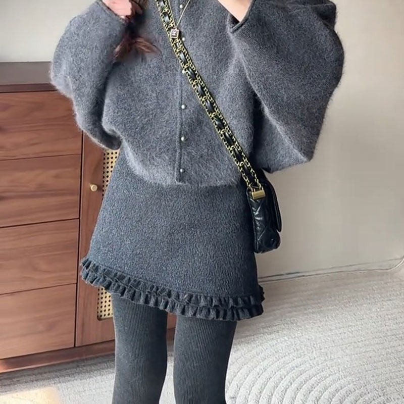 花边时髦灰色裙子女冬季新款小众半身裙