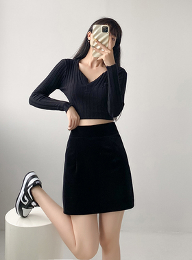 复古黑色丝绒半身裙女秋冬新款气质百搭高腰显瘦a字裙气质短裙子