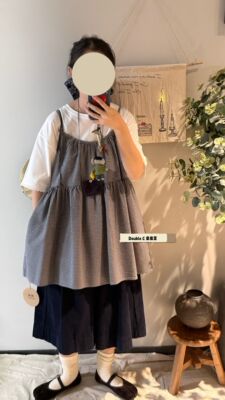 2026春季韩版宽松显瘦百搭复古可调节格子吊带女设计感小众