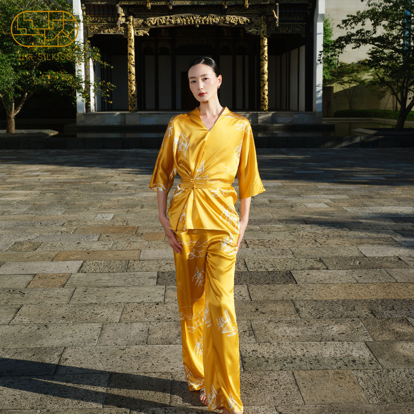 予绡』丝侬新中式奢华真丝家居服