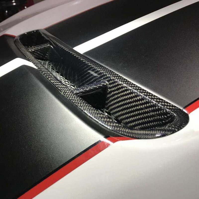 适用于18-21款福特野马Mustang GT350碳纤维前中网下格栅装饰框壳