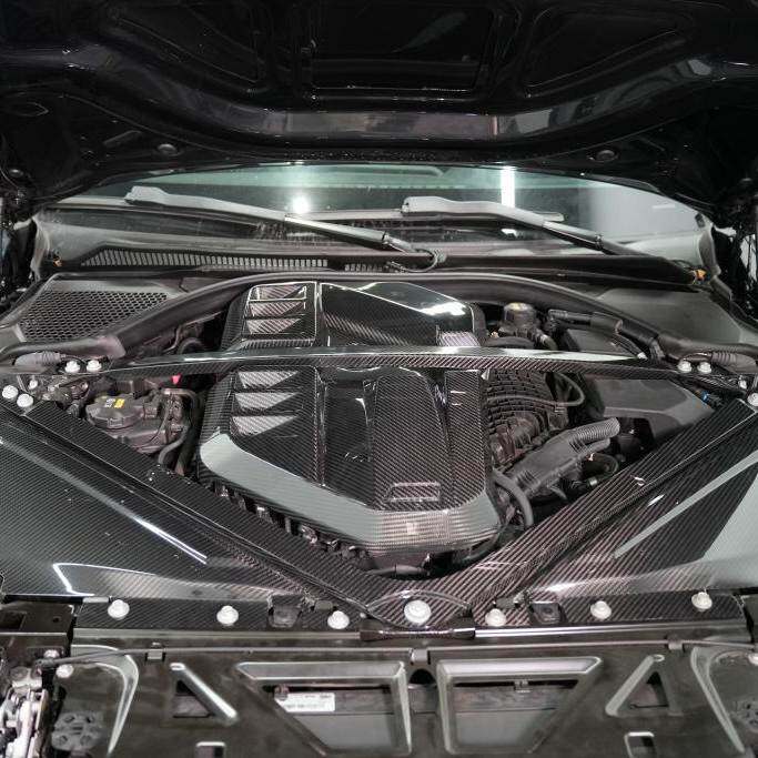 适用于宝马G87 M2/G80 M3/G82 G83 M4 碳纤维 发动机仓三色平衡杆
