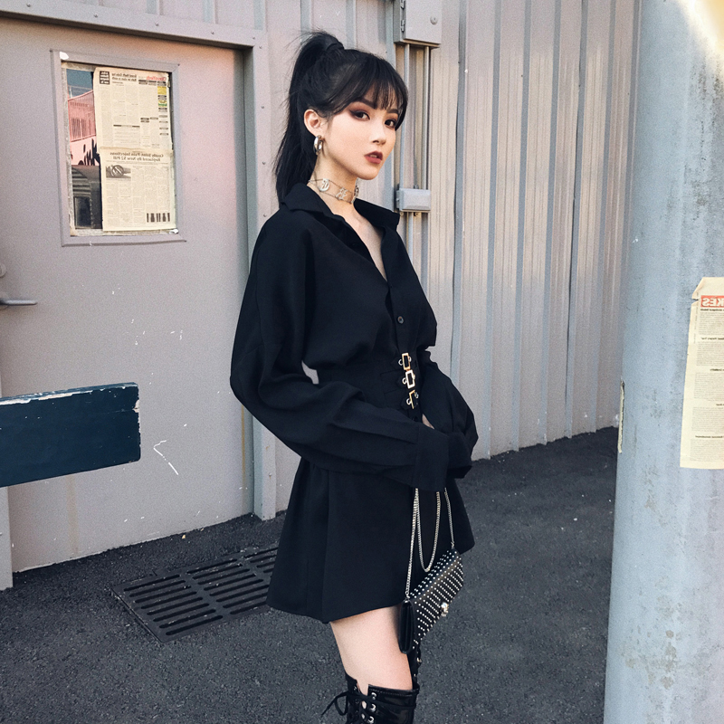 暗黑风宫廷复古中长款衬衫裙女2019春季金属扣腰带百搭网红上衣潮