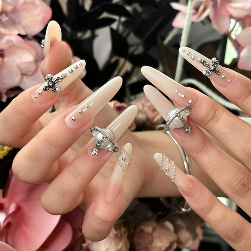 【曼加斯】高级清冷感十字架纯手工穿戴甲超长款欧美辣妹细狗美甲