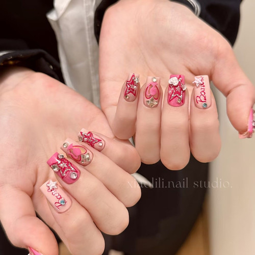 【电玩女孩】显白纯手工穿戴甲高级感手绘甜酷爱心美甲片蝴蝶结