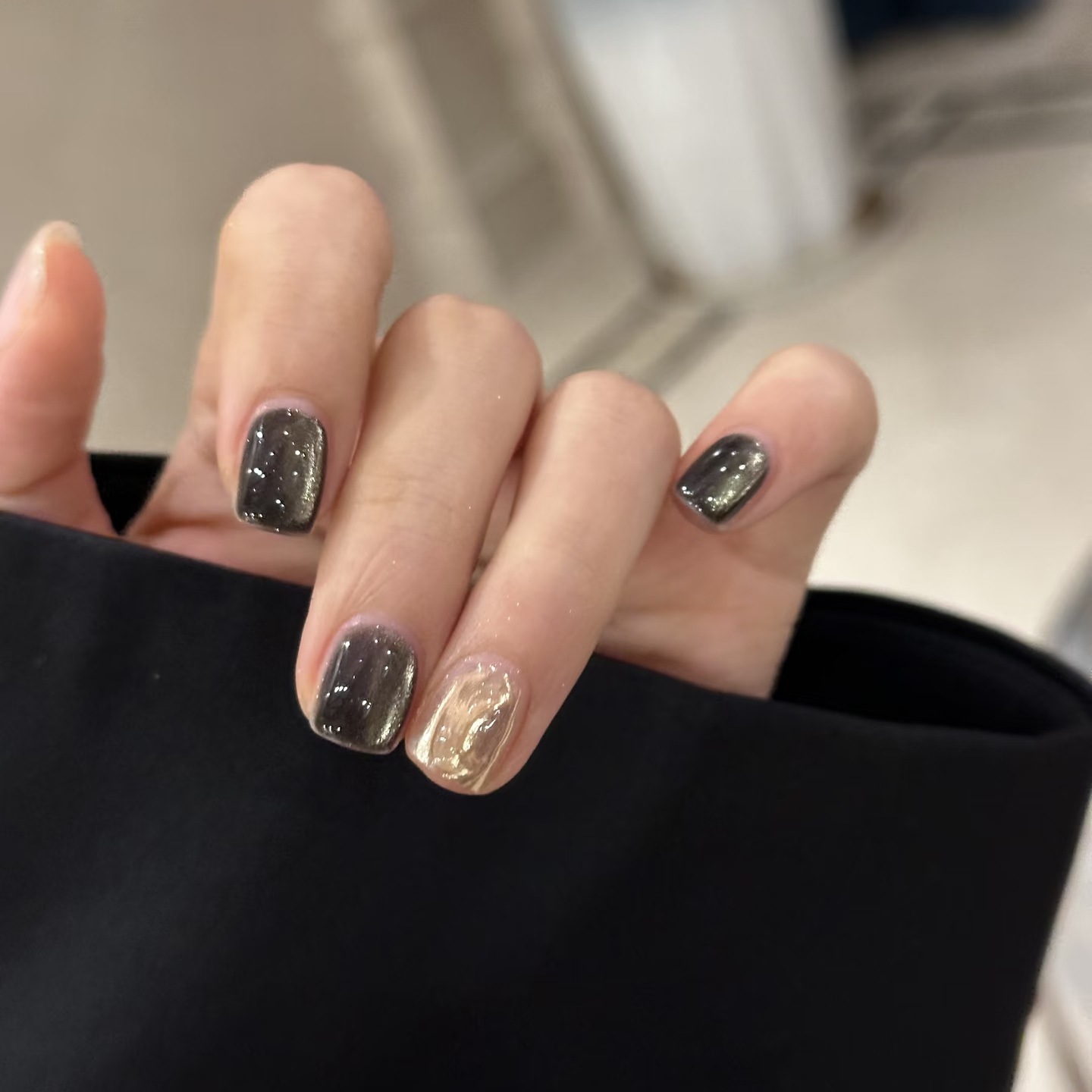 纯手工穿戴甲爆闪甜酷黑色晶石猫眼高级魔镜粉美甲简约ins美甲贴