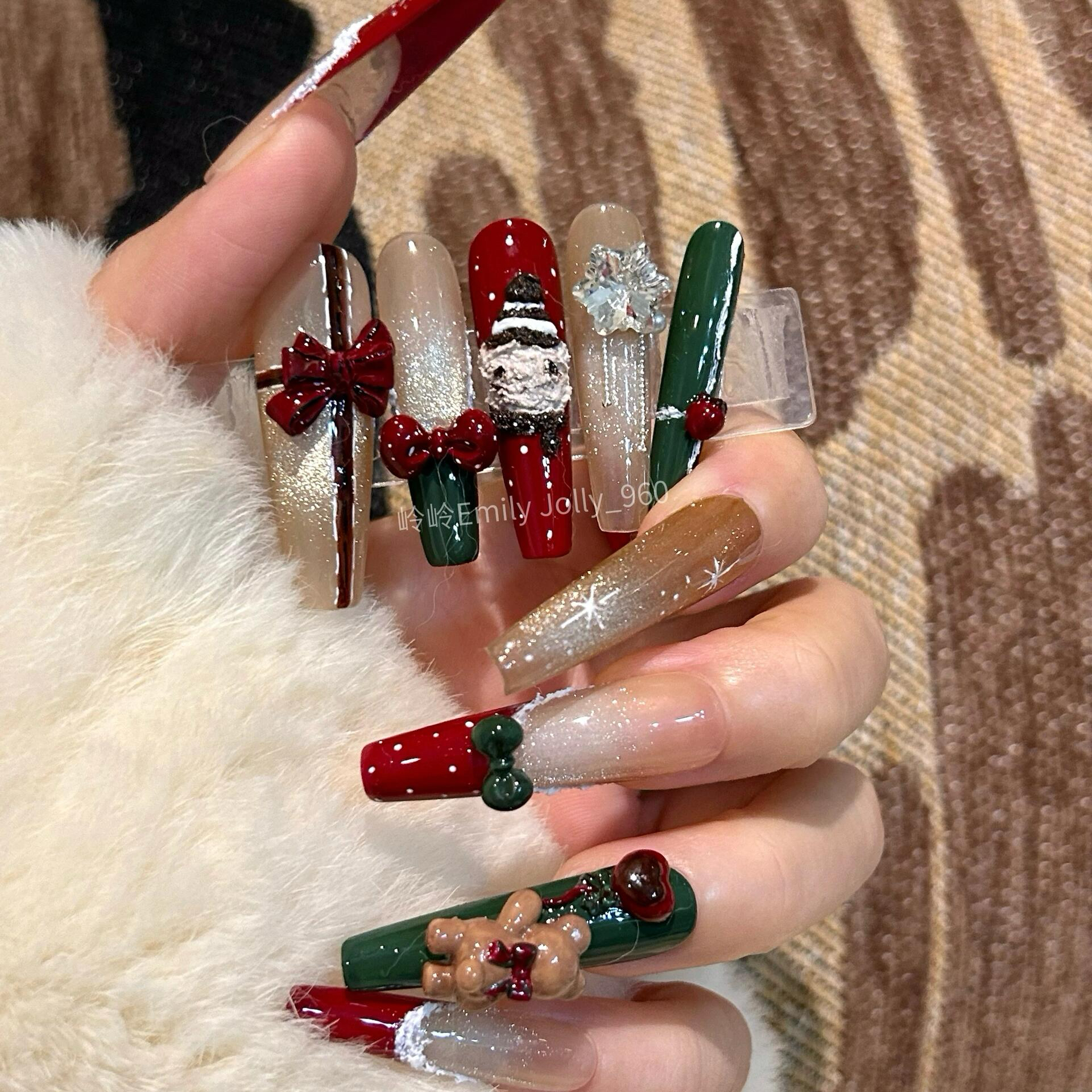 新款秋冬圣诞穿戴甲红圣诞雪人蛋糕高级感氛围美甲穿戴甲纯手作