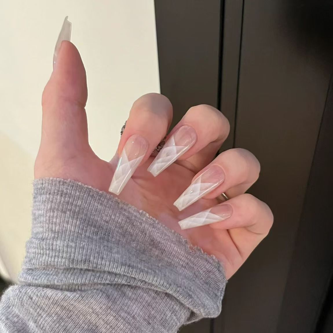 穿戴甲手工新款高级感简约显白气质可拆卸美甲成品贴片灵感缪斯