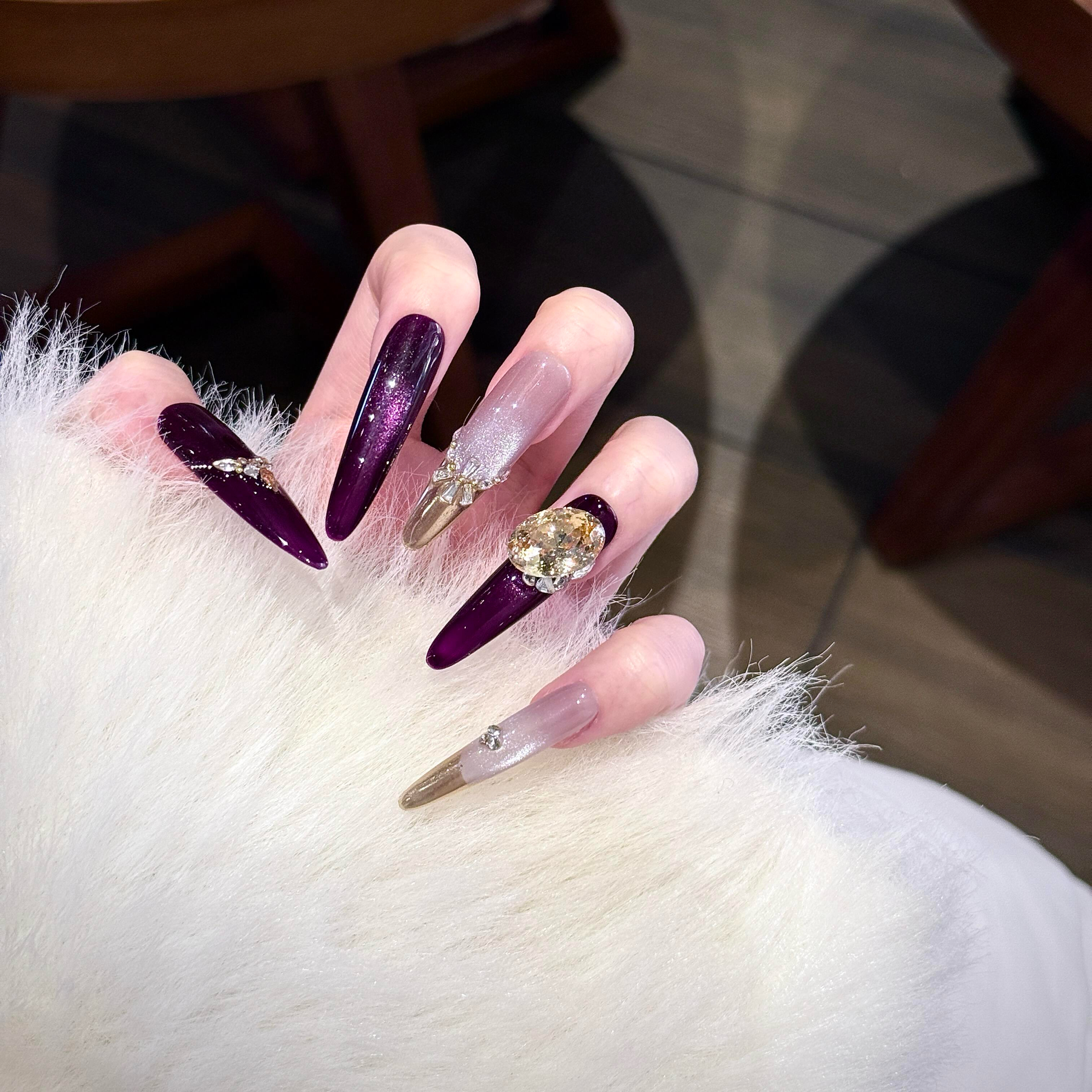 【紫色秘境】2025新款纯手工穿戴甲高级感猫眼美甲锆石水晶钻甲片