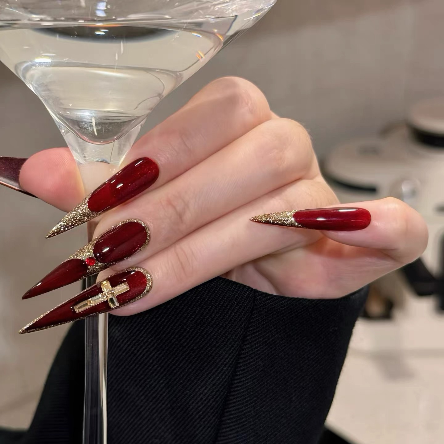 【丹蔻】纯手工穿戴甲氛围感红猫眼车厘子红香槟金碎钻K9钻穿戴甲