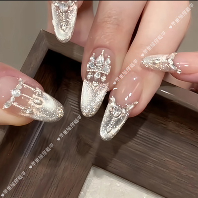【女神冠冕】手工穿戴甲冰晶猫眼轻奢满钻高级感晶石猫眼显白美甲