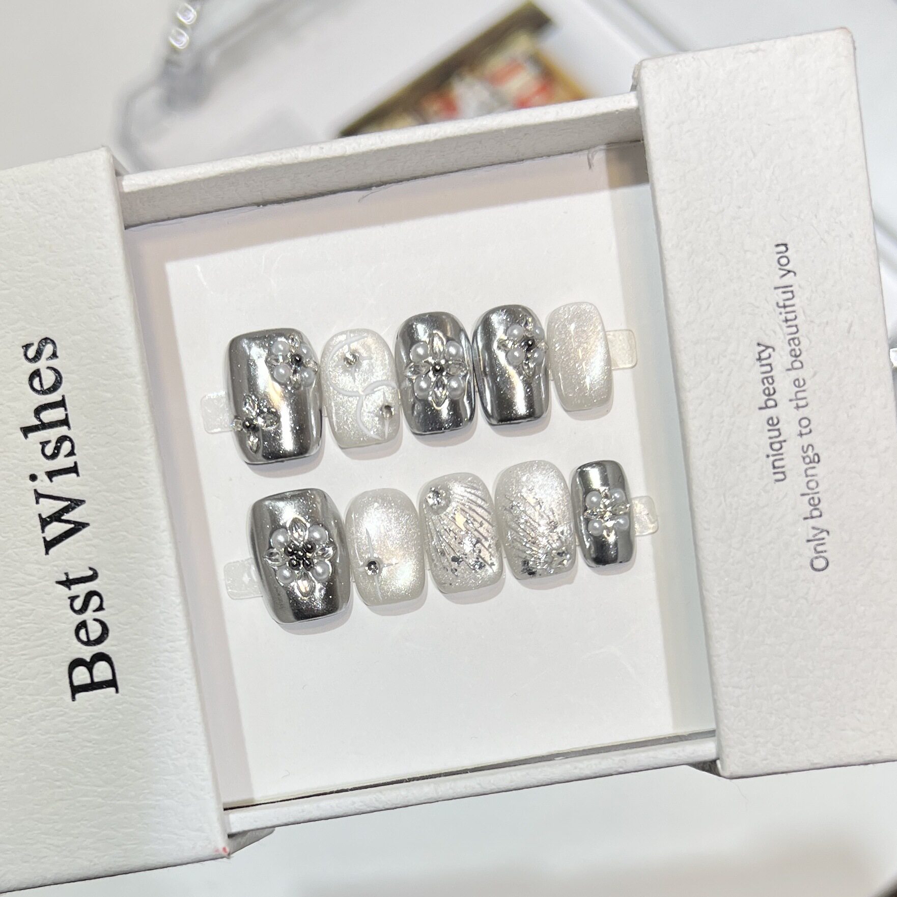 【镜域】可爱玻璃珠猫眼短款美甲魔镜粉锆石钻穿戴甲纯手作