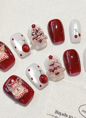 爆款圣诞穿戴甲高品质立体卡通圣诞元素秋冬手工穿戴甲甲片