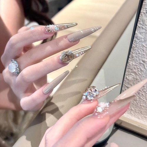 温柔静谧御姐钻球高级感满满富家千金奢华高定纯手工美甲穿戴甲