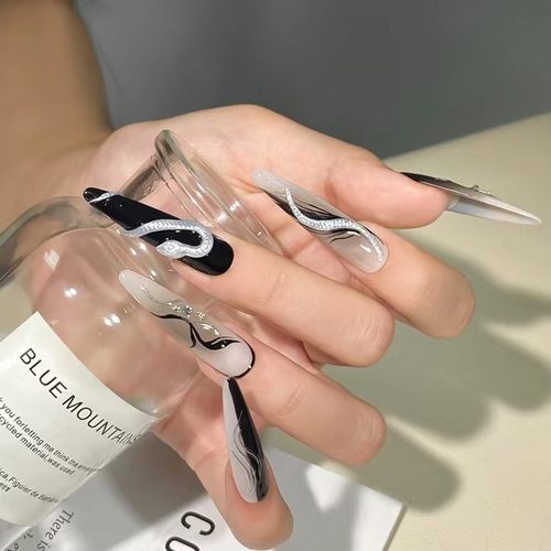 酷飒黑暗风立体小蛇超长款重工美甲穿戴甲哥特风成品指甲贴