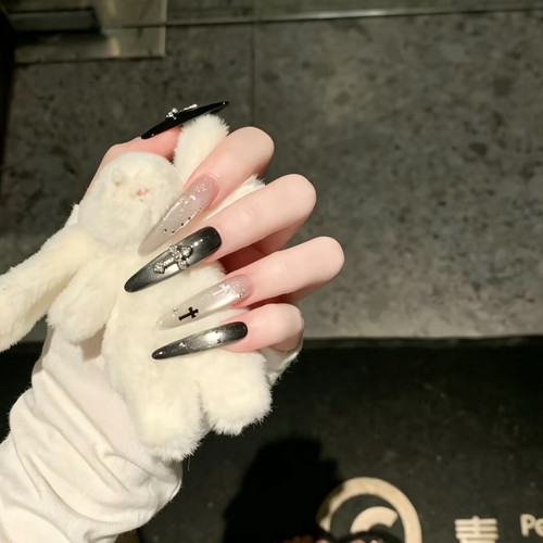 克罗十字暗黑系辣妹风手工穿戴甲高级感美甲贴片可拆卸显白假指甲