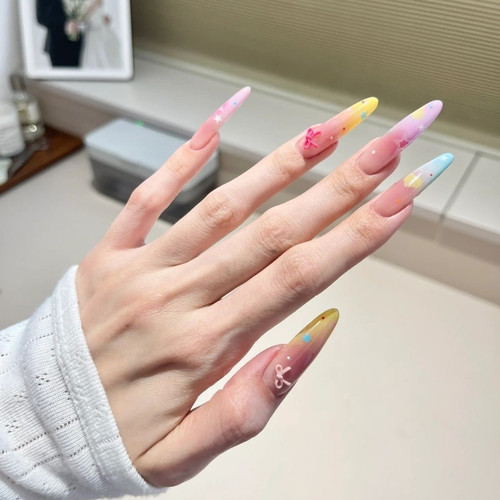 夏日多巴胺美甲彩虹色系渐变美甲
