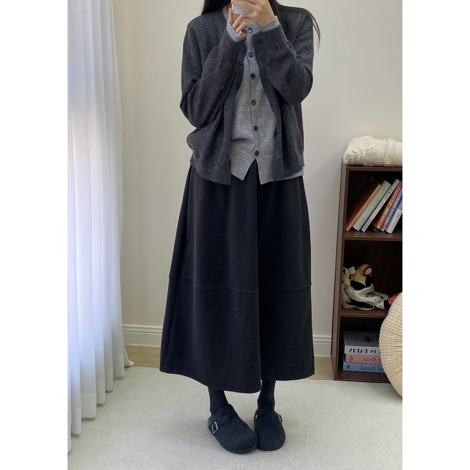 深灰色毛呢半身裙女秋冬季2026
