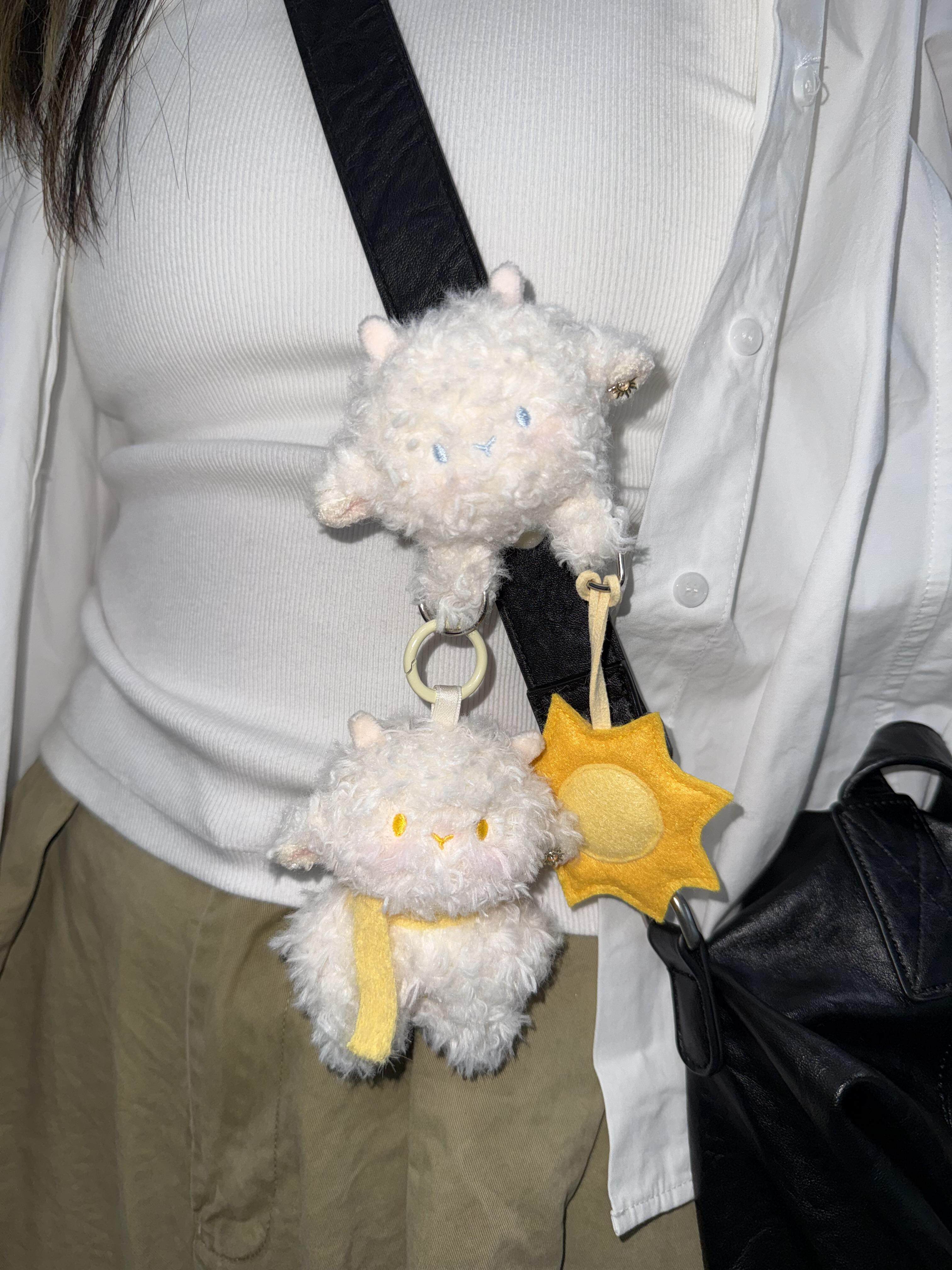 原创三色太阳羊包挂件拓展带可爱羊羔毛玩偶毛绒满2减6 满3减10