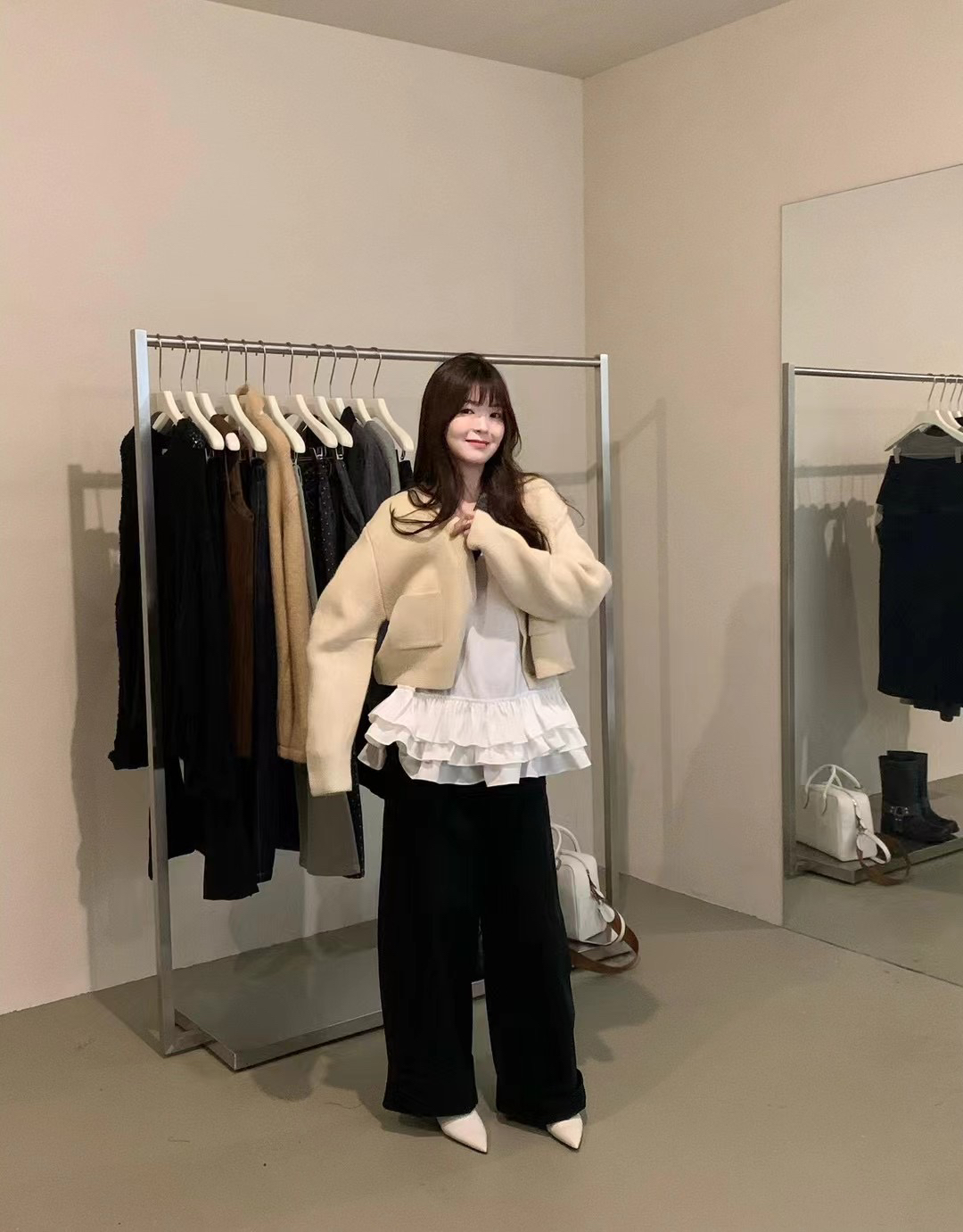 春秋韩国handwash33家制定纱线v领毛衣针织开衫短款小外套均码女