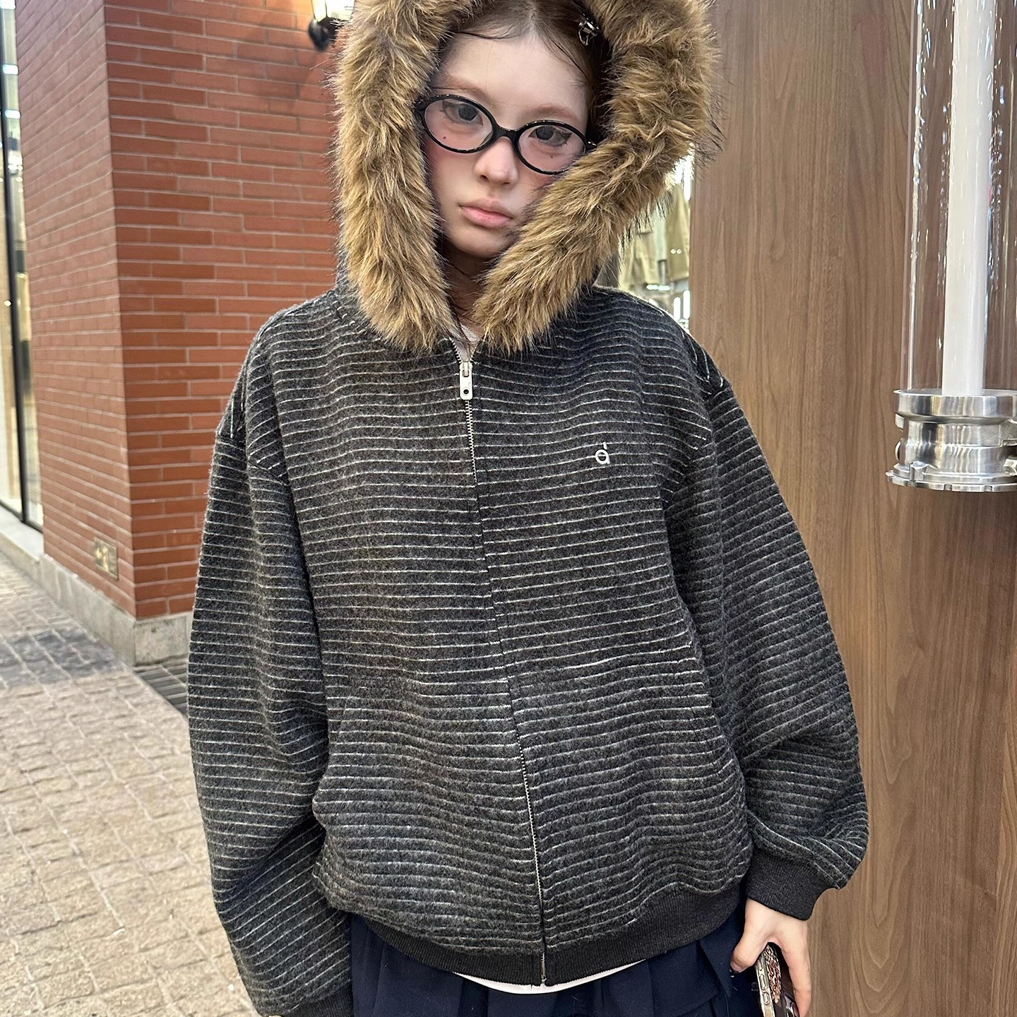 美式复古条纹撞色大毛领连帽卫衣