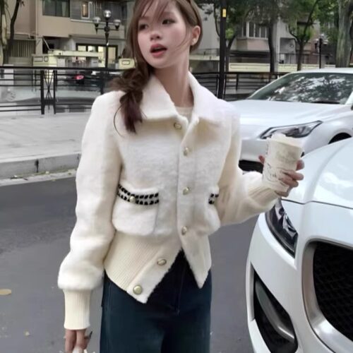 法式小香风羊羔绒翻领外套女