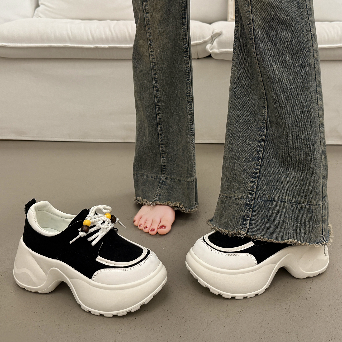 显脚小老爹鞋女秋冬季黑色运动鞋