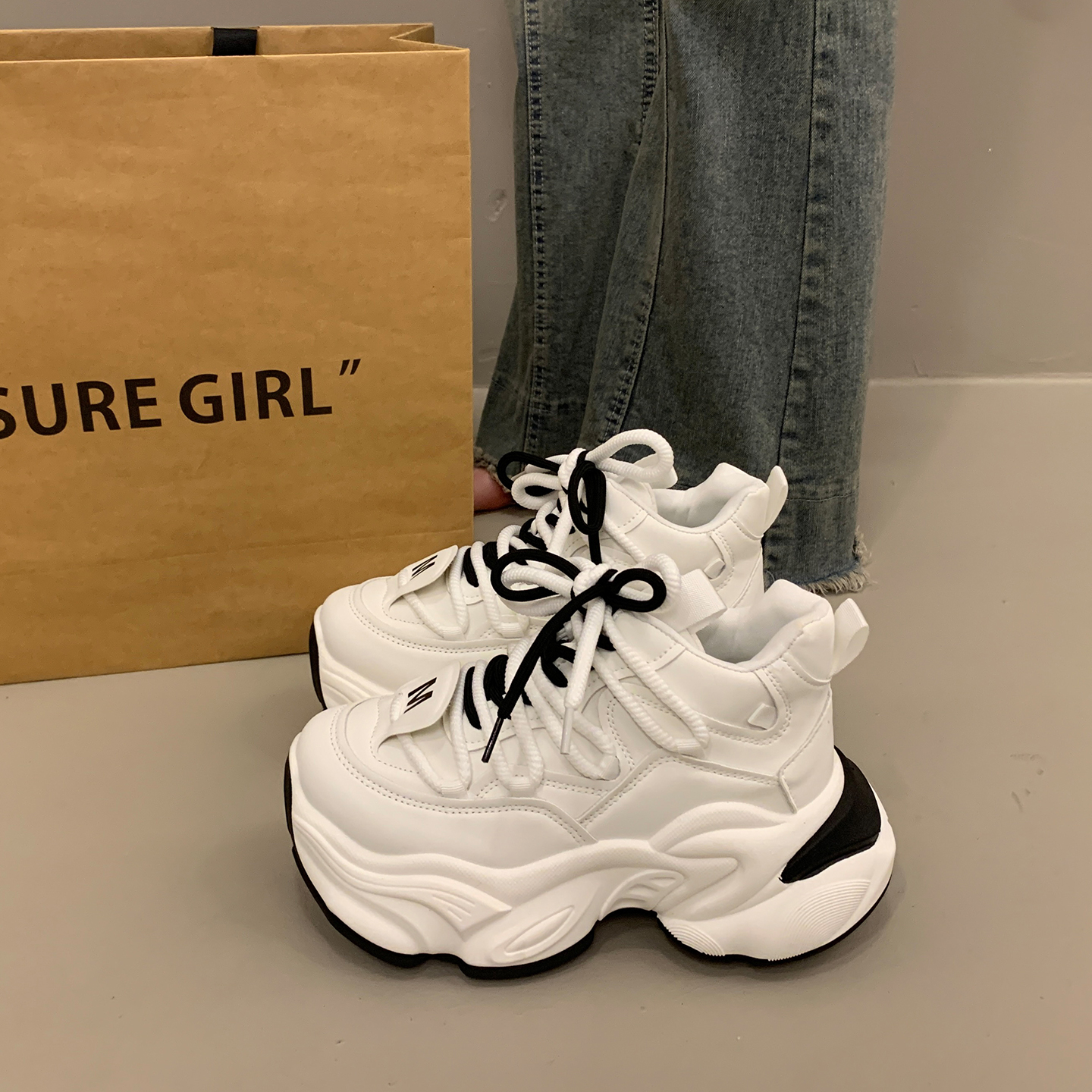 黑色老爹鞋女秋冬季显脚小休闲鞋